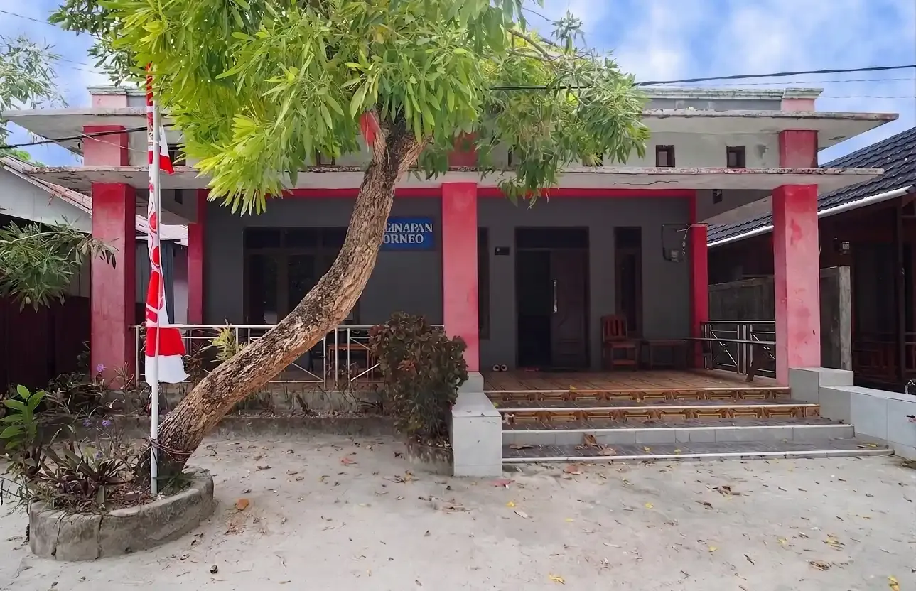 Borneo Homestay Maratua, Teluk Harapan village